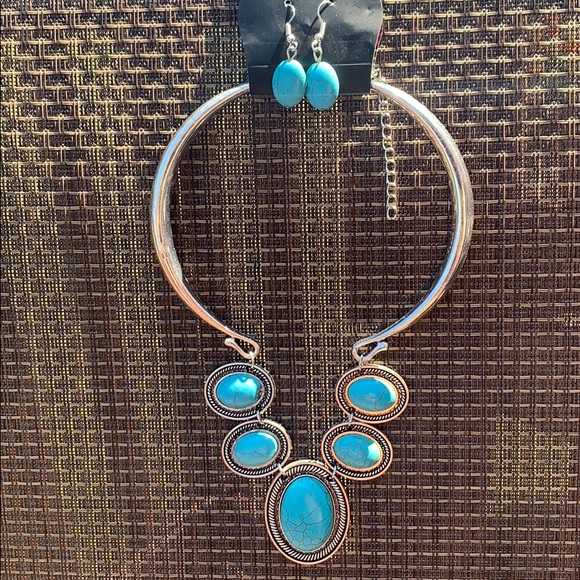 Paparazzi - Picture 2 of 2